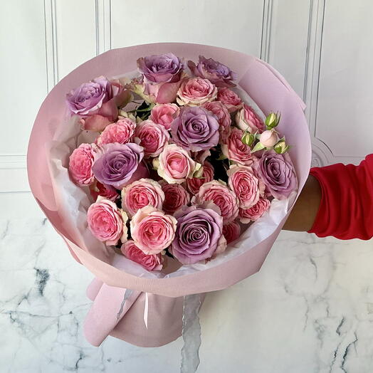 باقة مخملية وردية