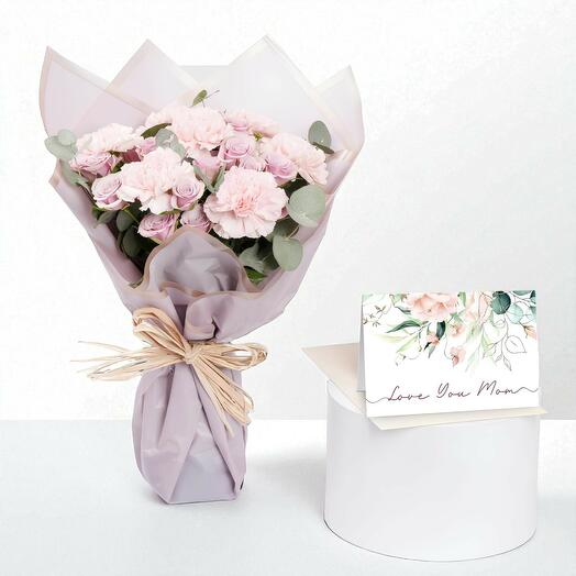 Букет из роз и гвоздик ко Дню матери