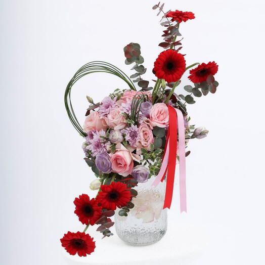 Композиция в вазе «Румяная гармония»