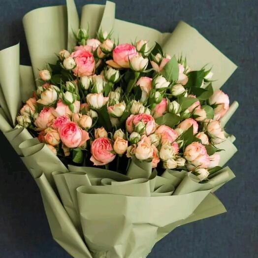 Pink spray roses boquet