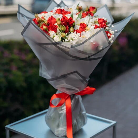 Mix bouquet Red dots