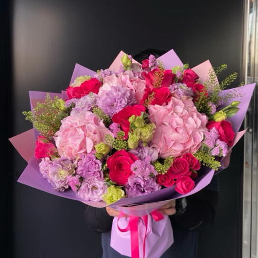 Fuchshia Charm | Hydrangeas and Mix Roses | Lisianthus
