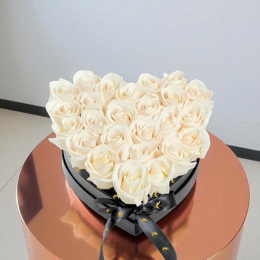 White Roses in Small Heart Box