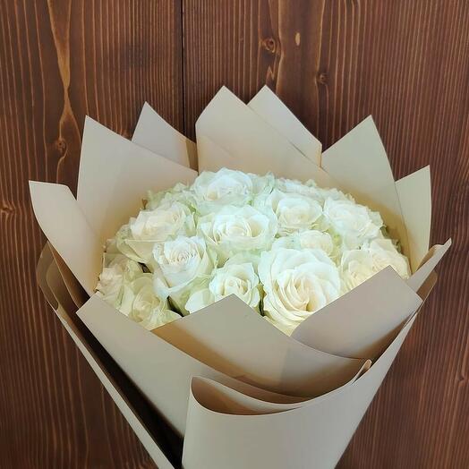 Elegance white roses bouquet