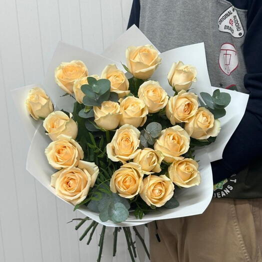 Специальный букет из персиковых роз 💐