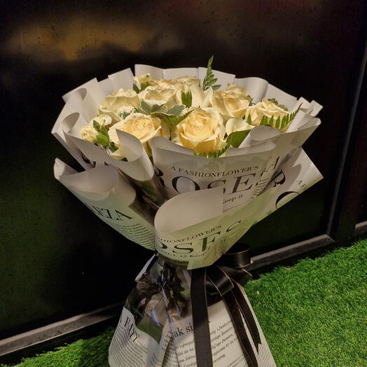 Rose and spray carnation