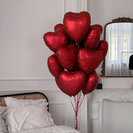 15 red matte hearts