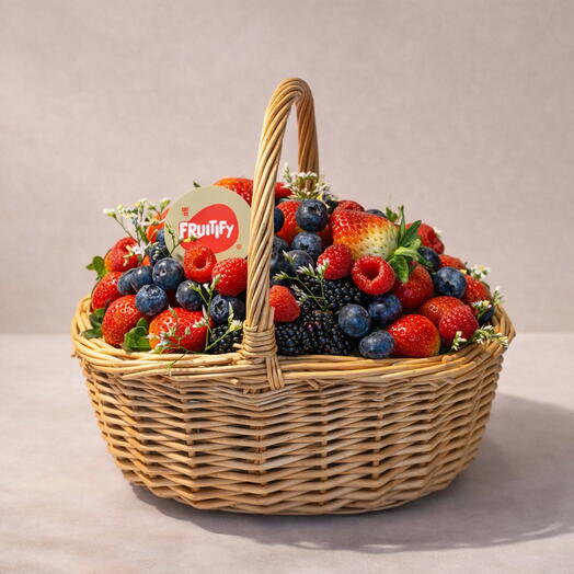 Le panier de la récolte de baies