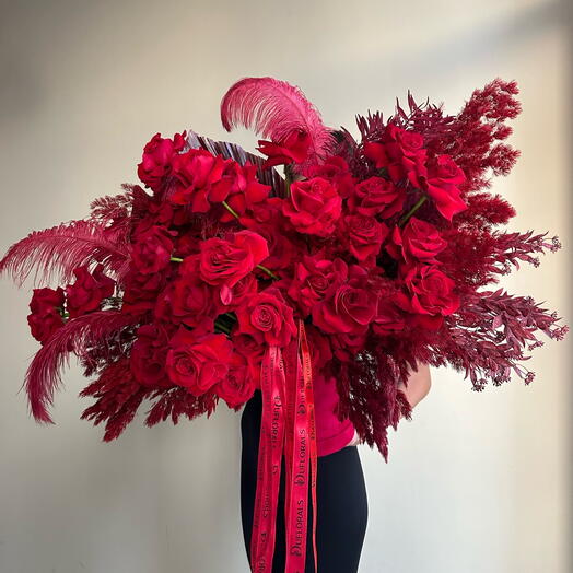 Red flowers in a box Love birds