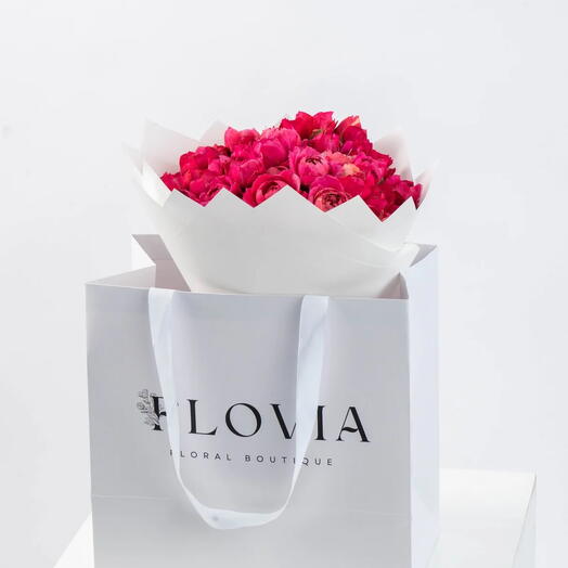 Букет пионовидных роз