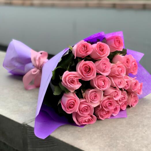 Bouquet of 15 pink roses