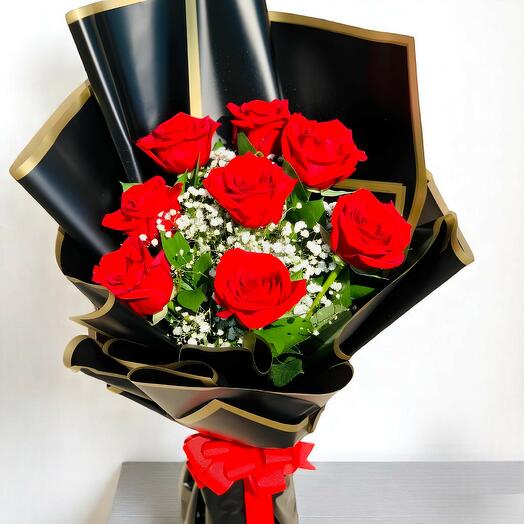 Букет из 8 красных роз