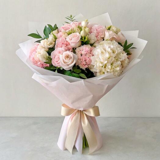 Пастельный цветочный премиальный букет