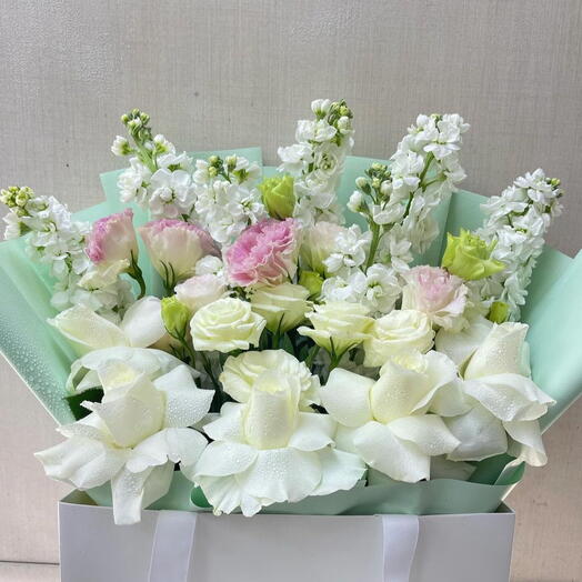 Matthiola special bouquet