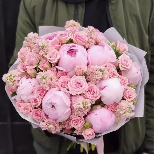 11 زهرة من الفاوانيا