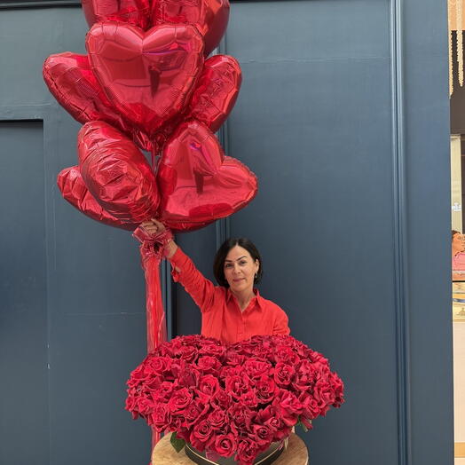 Set de 90 rosas rojas+globos