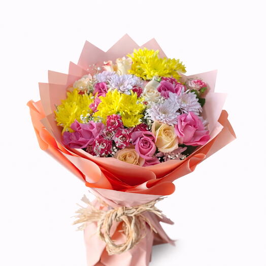 Encantador ramo rosa y amarillo