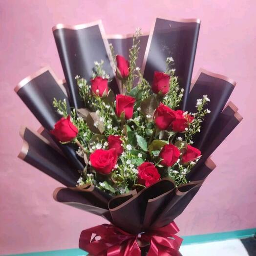 Red roses bouquet