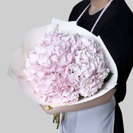 5 Pink Hydrangea Bouquet-956