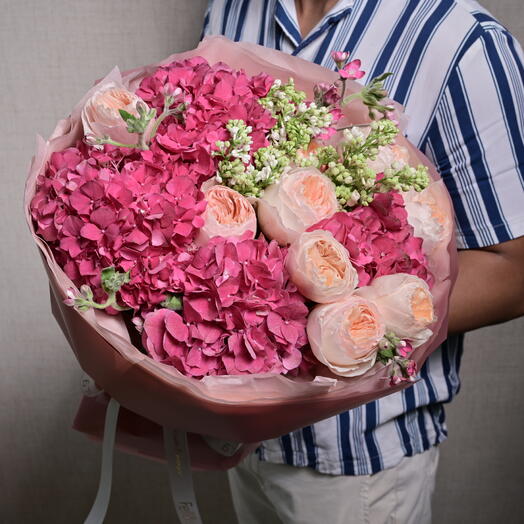 Hydrangea and David Austin Roses Bouquet  6622