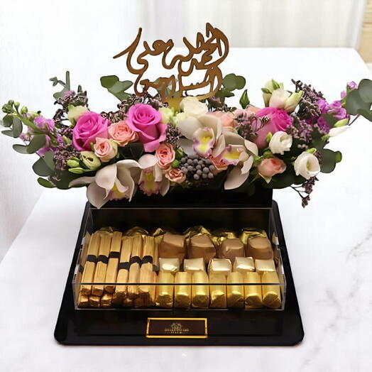 Изысканное наслаждение Акриловый цветок   Коробка шоколадных конфет