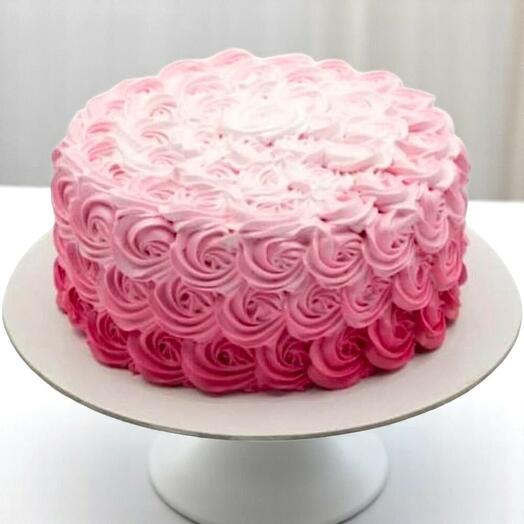 Розовый кремовый торт