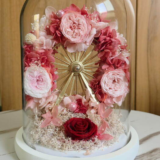 Preserved Flower with Gold Ferris Wheel Centerpiece in Dome