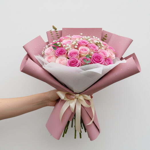 Blush Harmony – Bouquet de 21 roses roses
