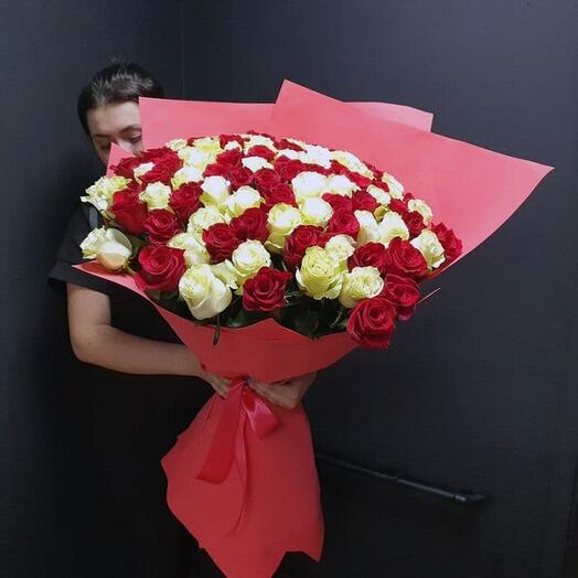 101 Red And White Roses Bouquet-5986