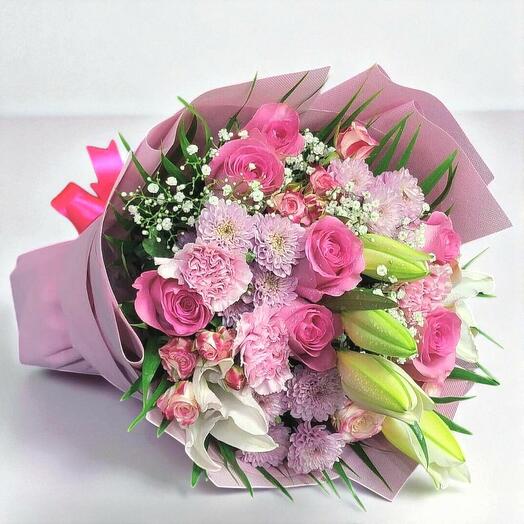 Смешанный букет цветов