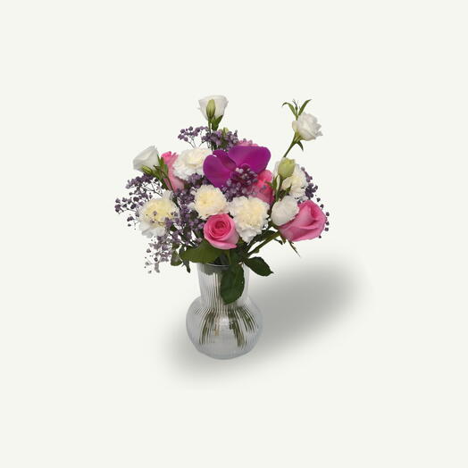 Композиция София в прозрачной вазе