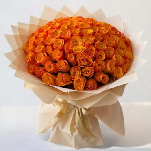 Orang Aurora 101 Ramo lujoso de rosas naranjas para ella