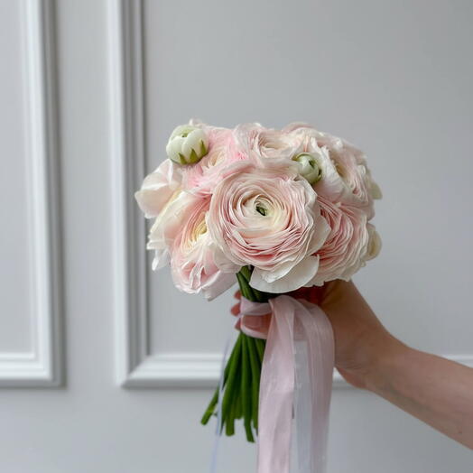 Wedding flowers bouquet with pink ranunculus