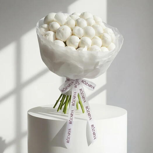 Безупречное облако пионов: слоновокостный шедевр