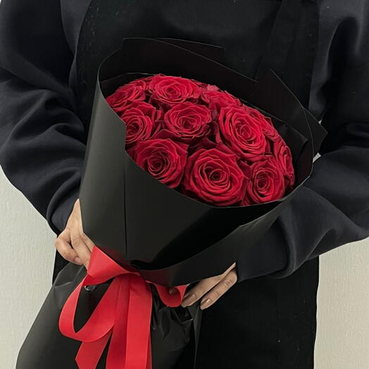 Премиальный роскошный букет роз высокого качества