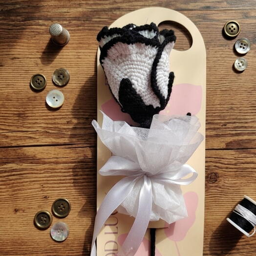 Crochet Chanel rose flower