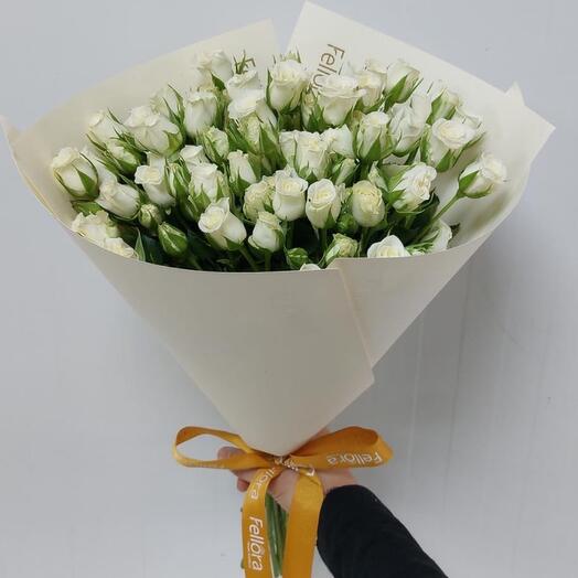 21 white Spray Roses Bouquets -3882