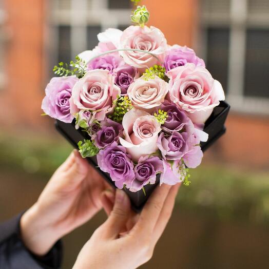 Коробка с розами