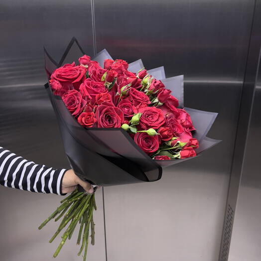 Red Rose, Spray Rose Bouquet