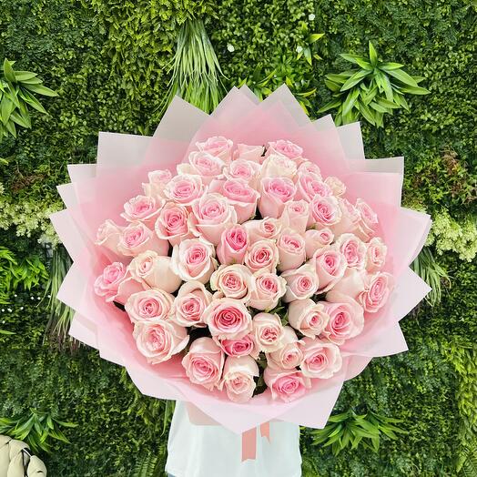 Bouquet de 51 fleurs roses