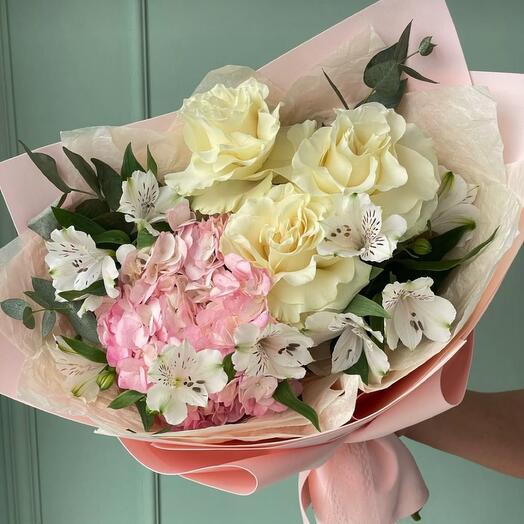 Lovely pink flower bouquet