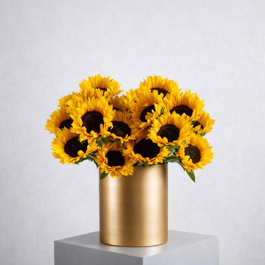 Sunflowers in hatbox