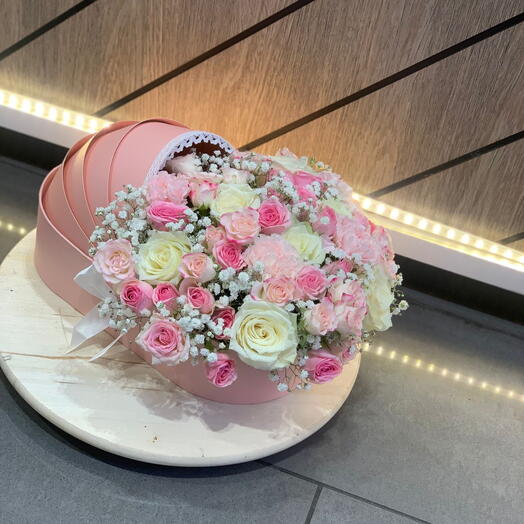 Caja de flores para bebé niña