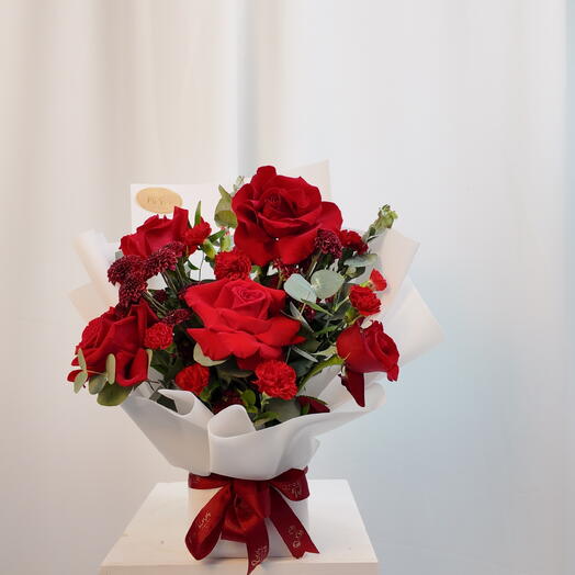 Композиция «Красная красота»