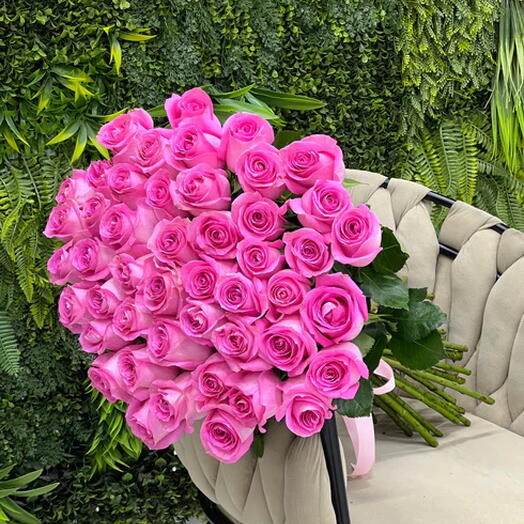 Букет из 51 розовой розы