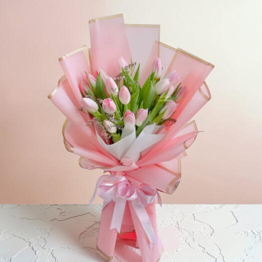 Букет из 20 розовых тюльпанов