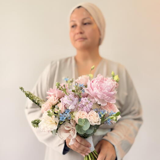 Summer wedding bouquet