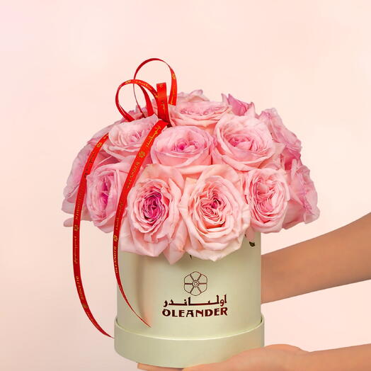 РОЗОВАЯ КОРОБКА OHARA COUTOURE