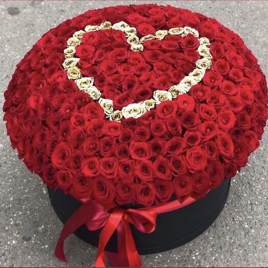 Golden heart flower box