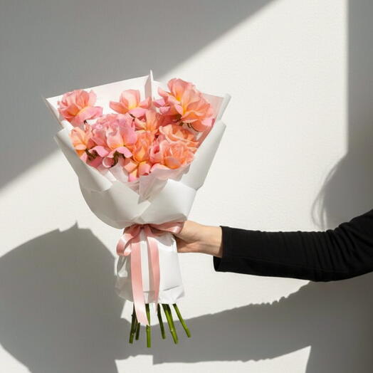 Розы цвета румянца – нежно-розовый букет